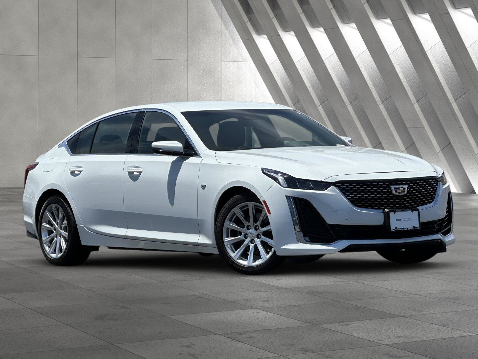 Certified 2022 Cadillac CT5 Luxury RWD image 2
