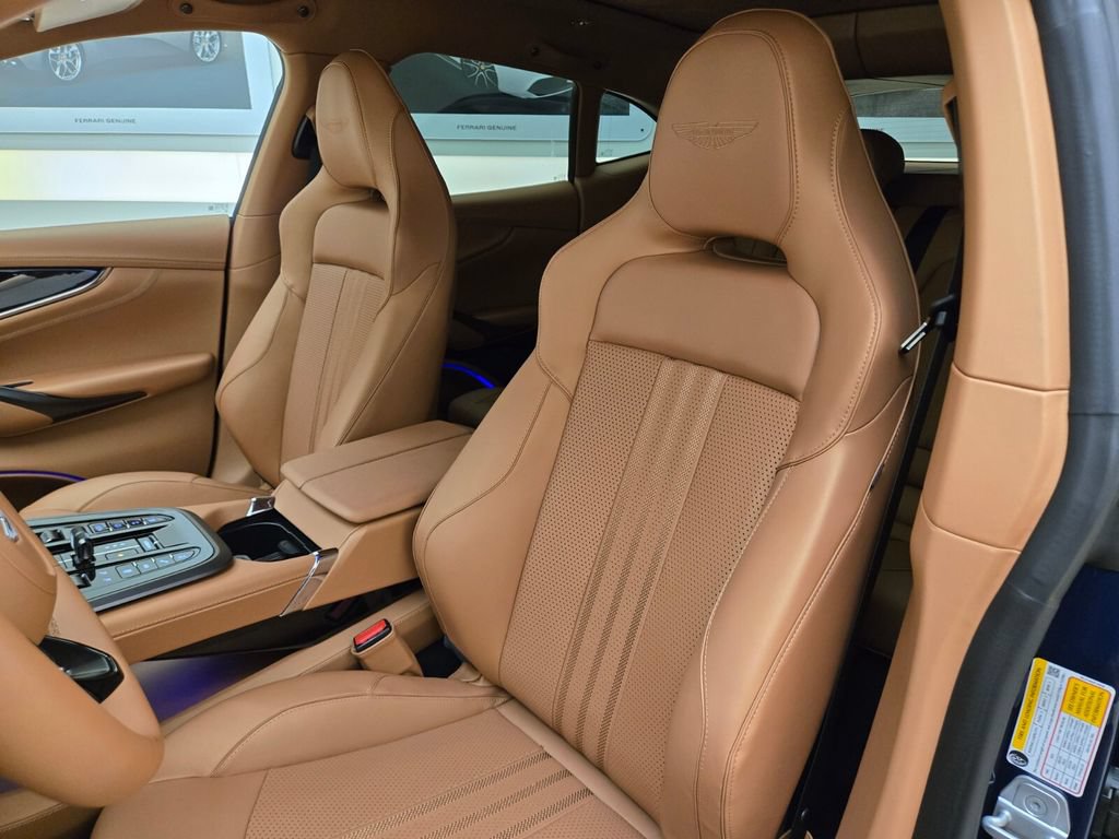 New 2025 Aston Martin DBX 707 AWD/4WD image 31