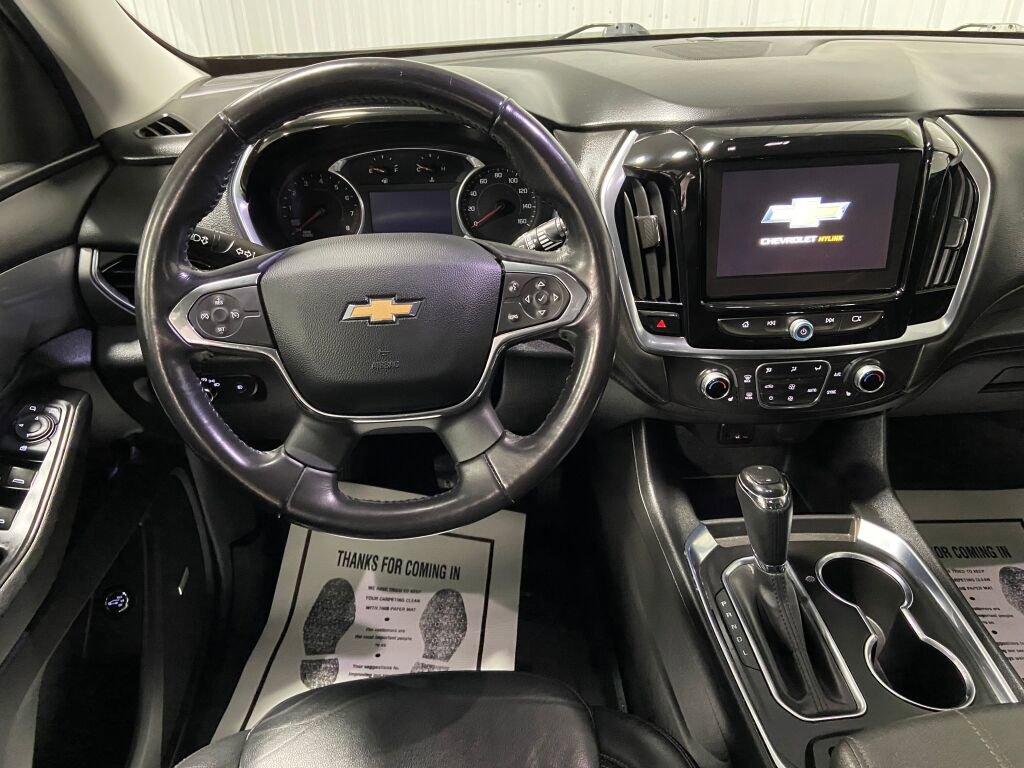 Used 2019 Chevrolet Traverse LT w/ LT Premium Package image 8