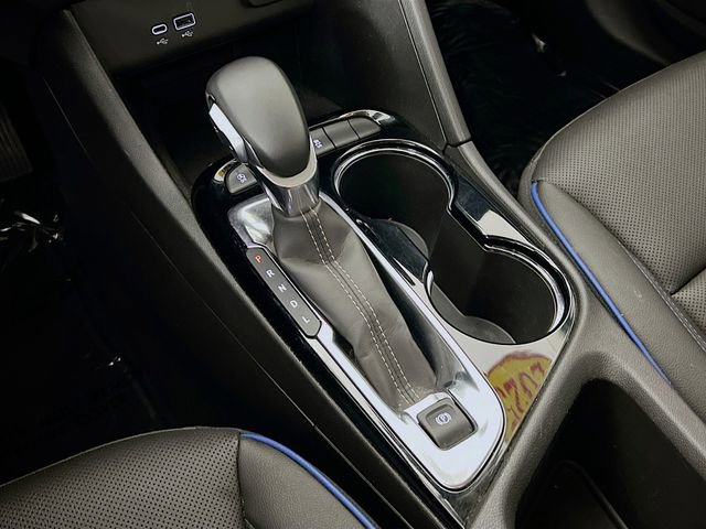 Used 2025 Buick Encore GX Sport Touring w/ Comfort Package FWD image 21