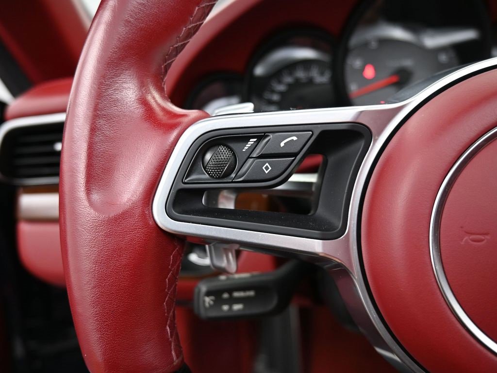 Used 2019 Porsche 911 Targa 4S image 10