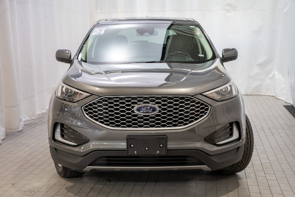 Used 2024 Ford Edge SEL image 2