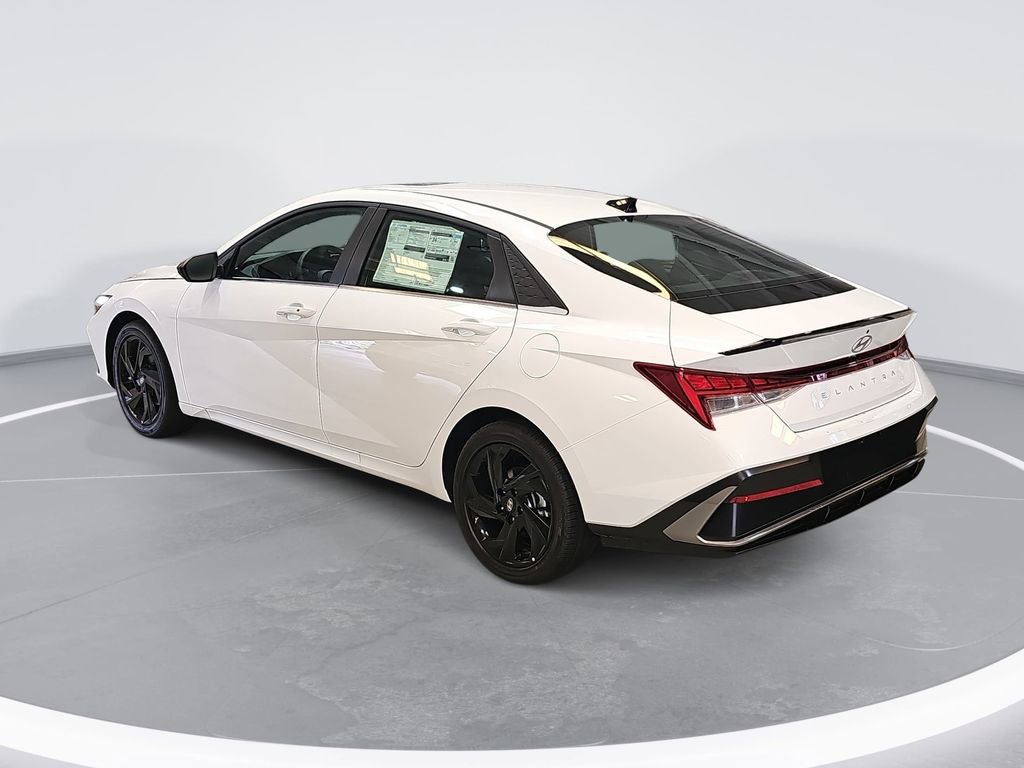 New 2026 Hyundai Elantra SEL Sport image 5