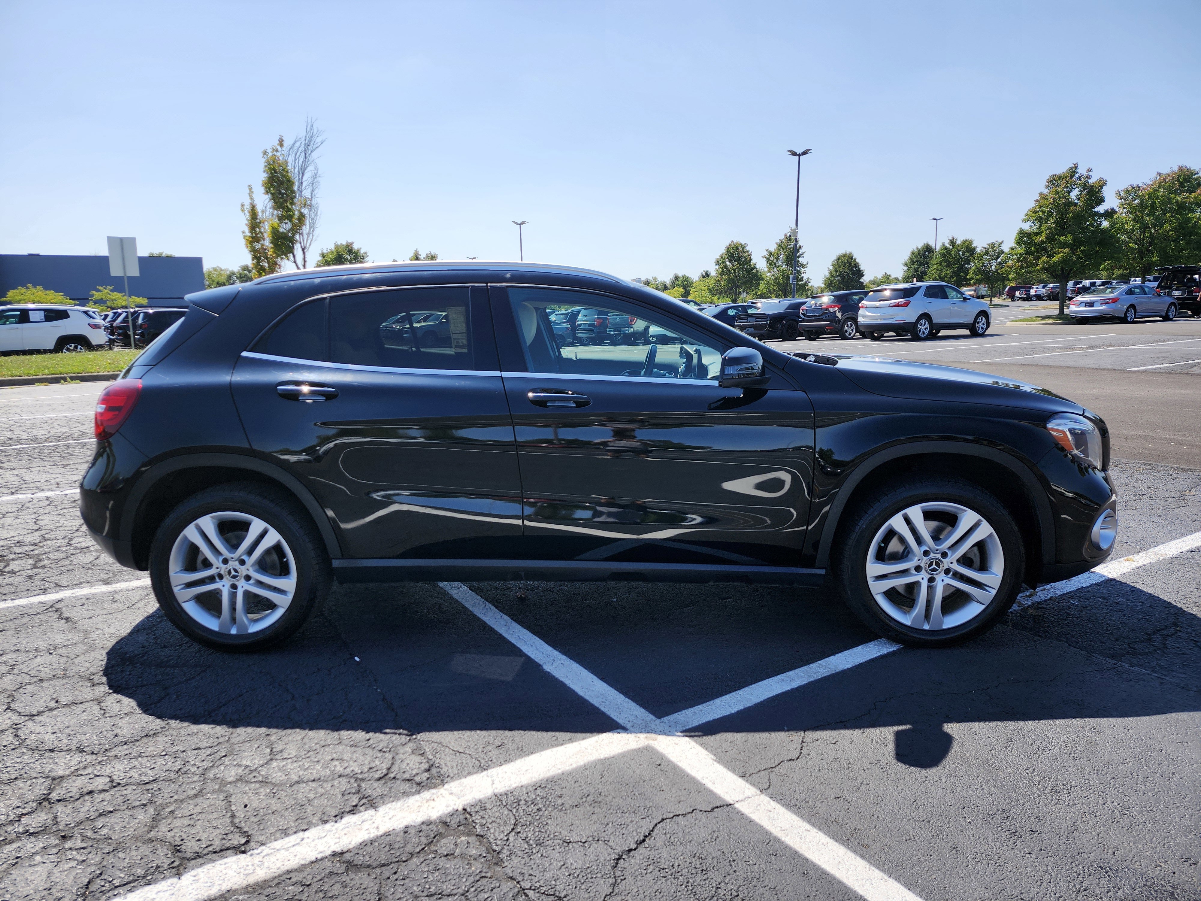 Used 2019 Mercedes-Benz GLA 250 4MATIC image 11