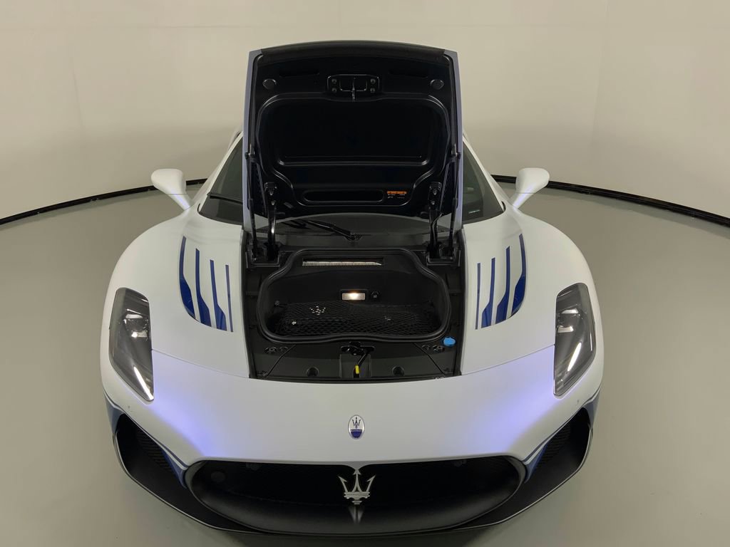 New 2025 Maserati MC20 Coupe RWD image 8