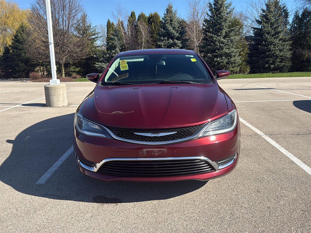 Used 2015 Chrysler 200 Limited w/ Convenience Group image 3