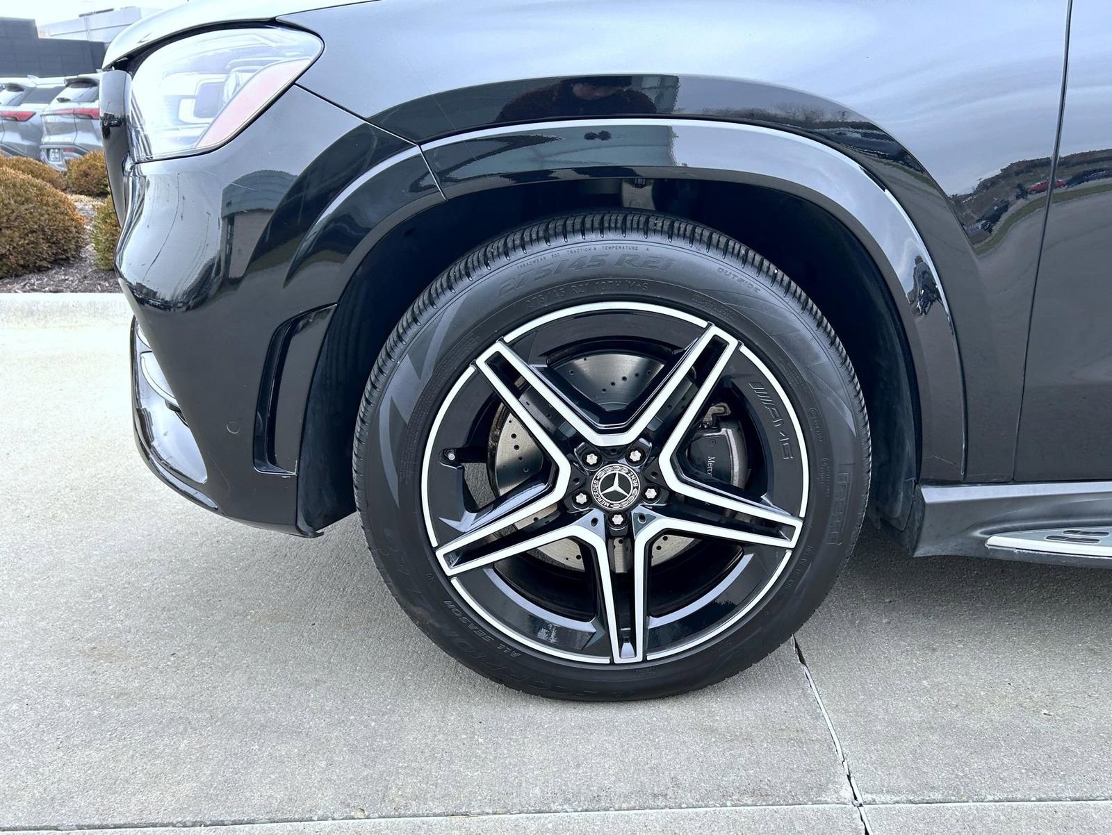 Used 2022 Mercedes-Benz GLS 580 4MATIC image 24