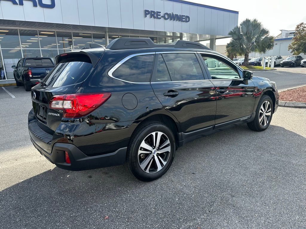 Used 2019 Subaru Outback 2.5i Limited image 3