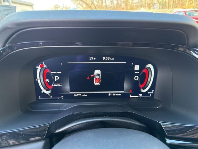 Used 2024 Nissan Pathfinder Platinum w/ Cargo Package image 24