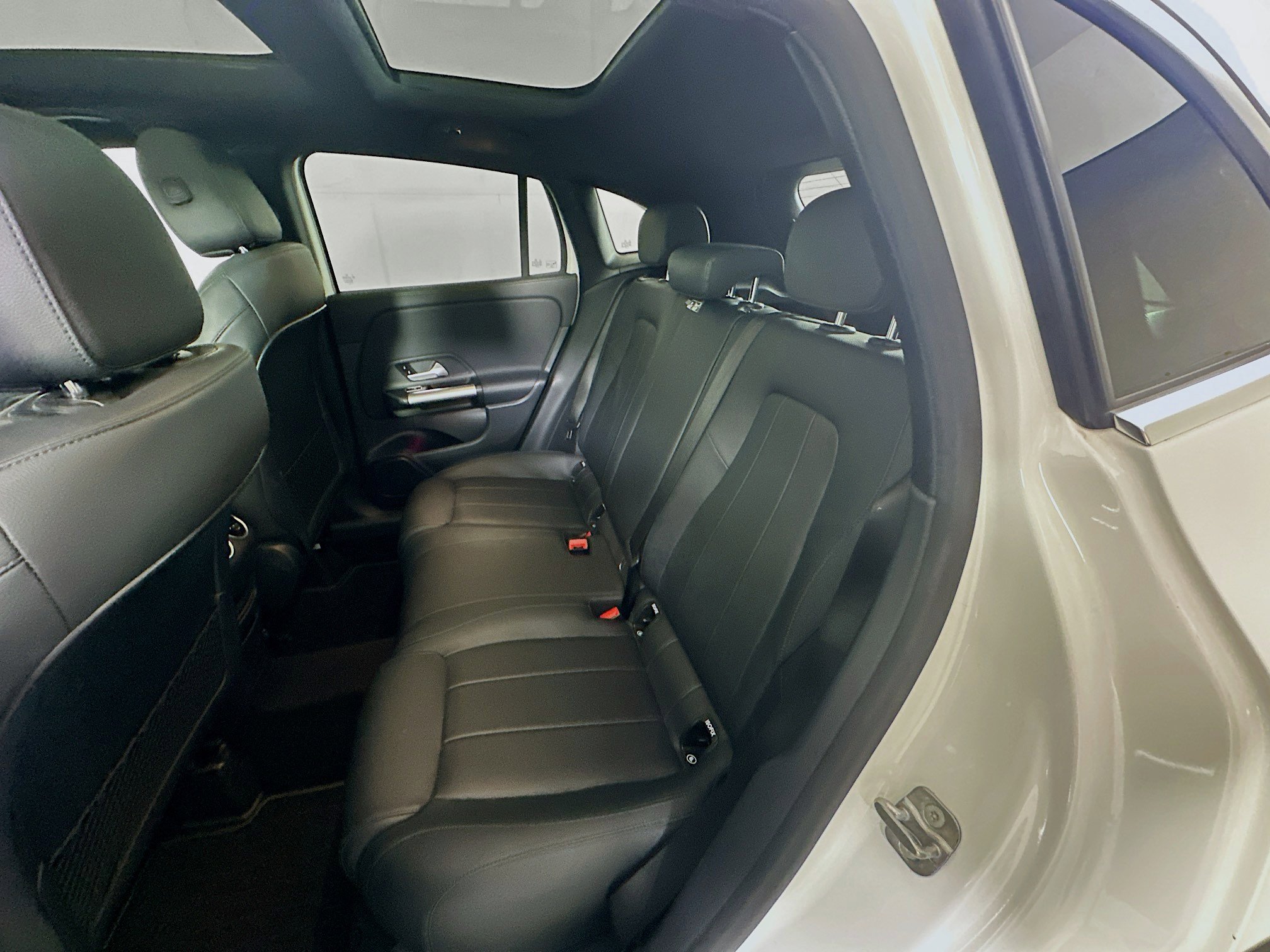 Used 2023 Mercedes-Benz GLA 250 4MATIC w/ Premium Package image 29