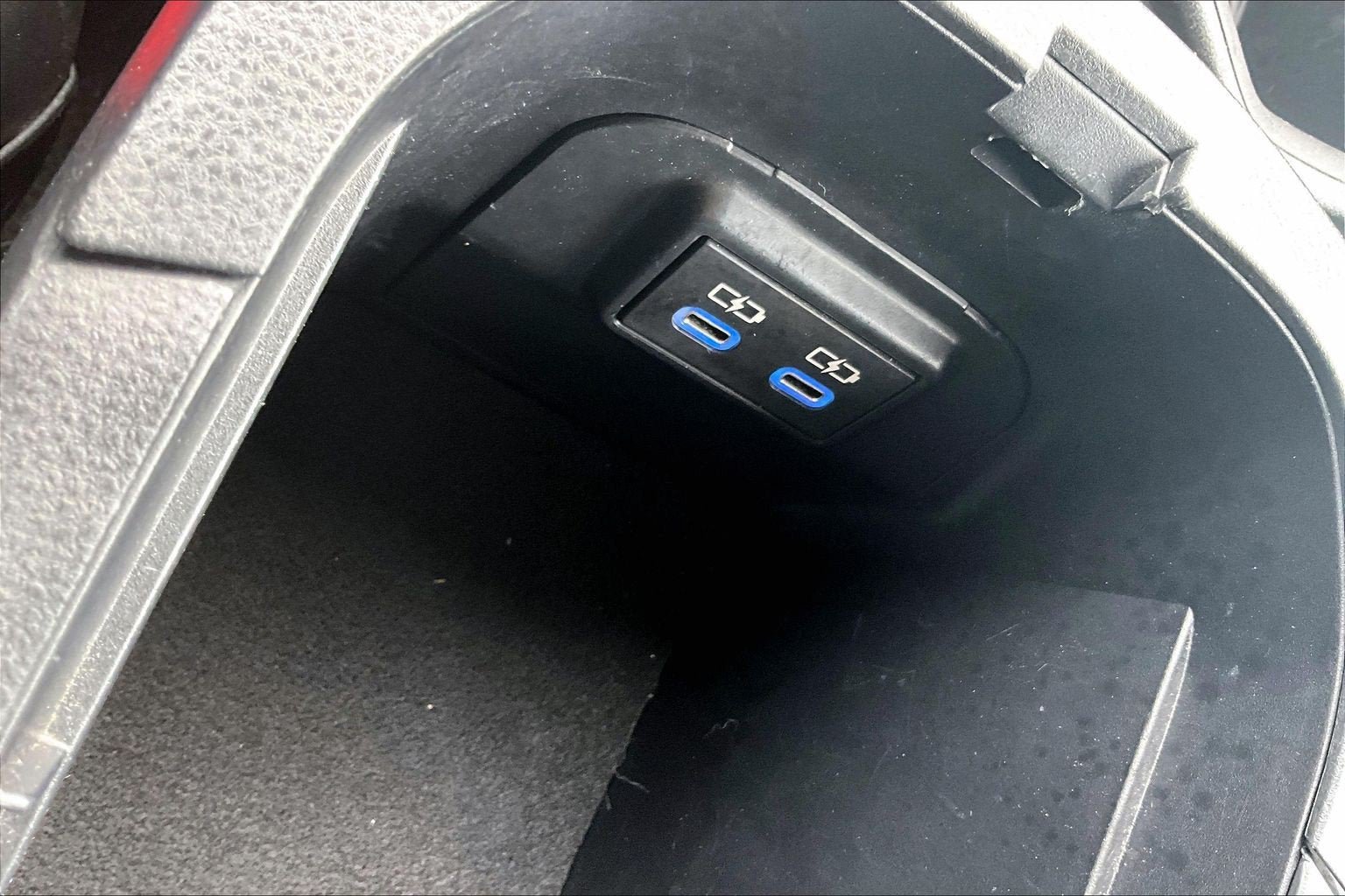Used 2022 Toyota RAV4 LE AWD/4WD image 31
