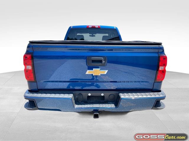 Used 2019 Chevrolet Silverado 1500 LT w/ All Star Edition AWD/4WD image 4