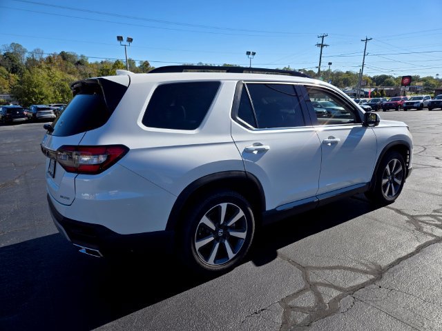 Used 2025 Honda Pilot Elite image 8