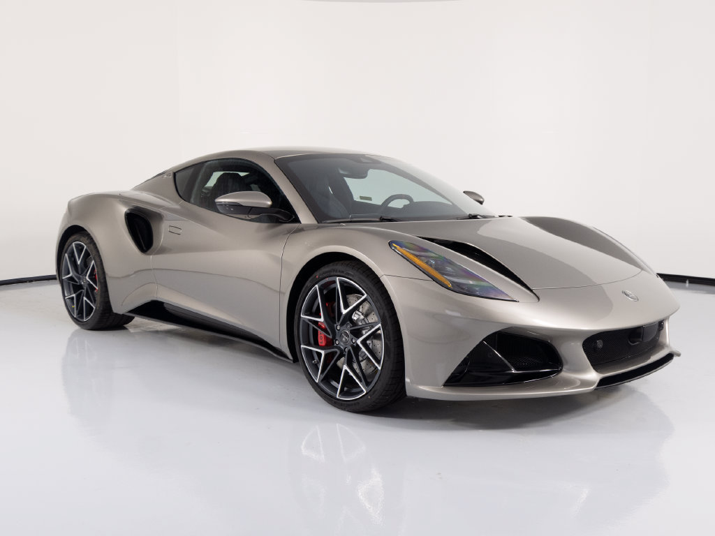 Used 2026 Lotus Emira SE RWD image 7