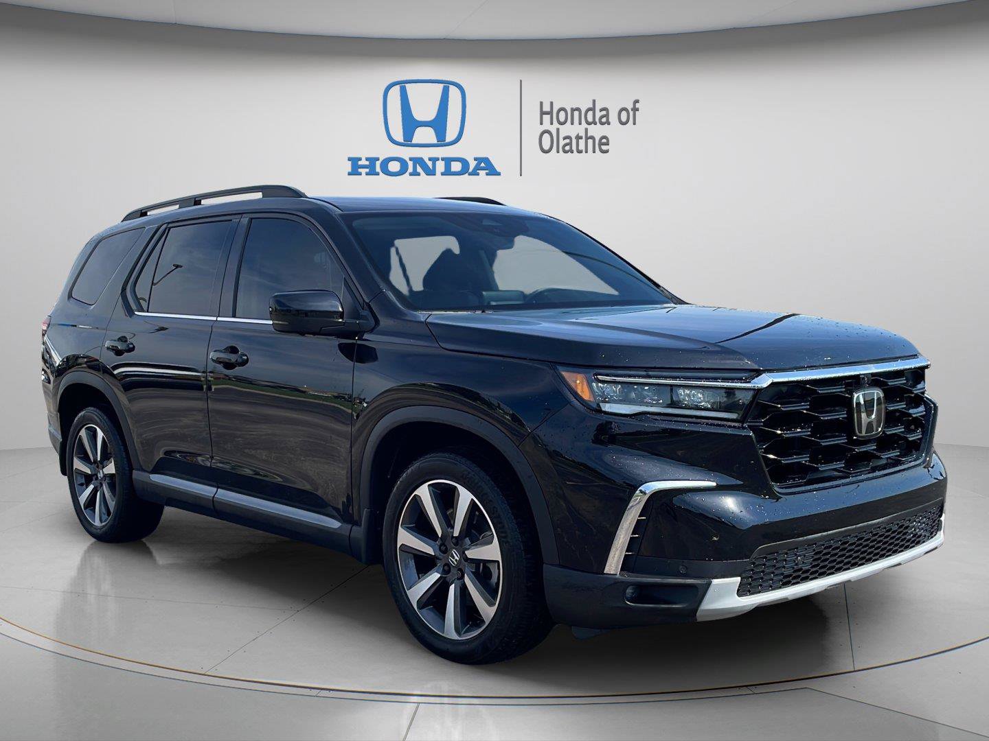 Certified 2023 Honda Pilot Elite