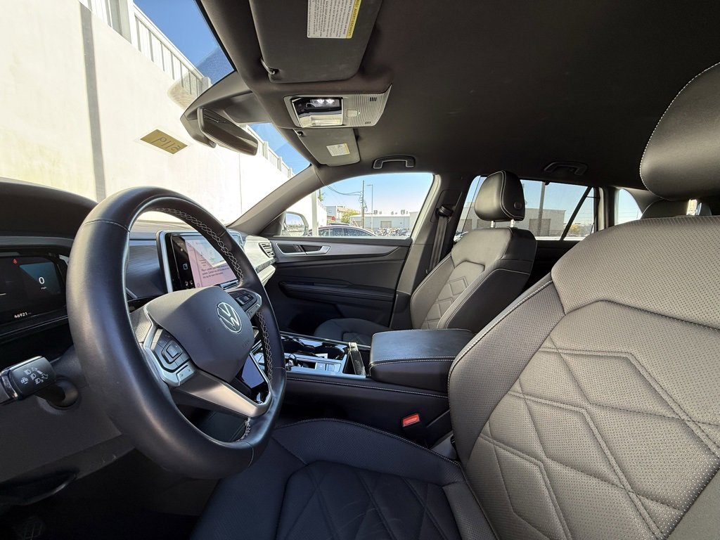 Used 2024 Volkswagen Atlas Cross Sport SE image 5