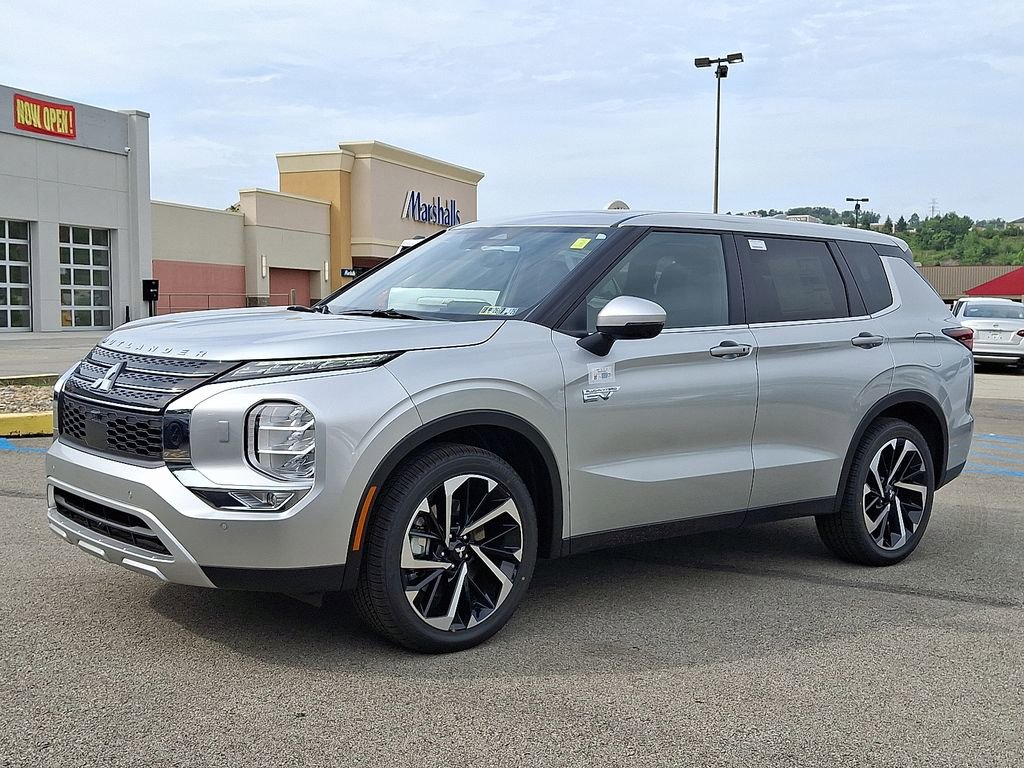 New 2025 Mitsubishi Outlander SE image 2