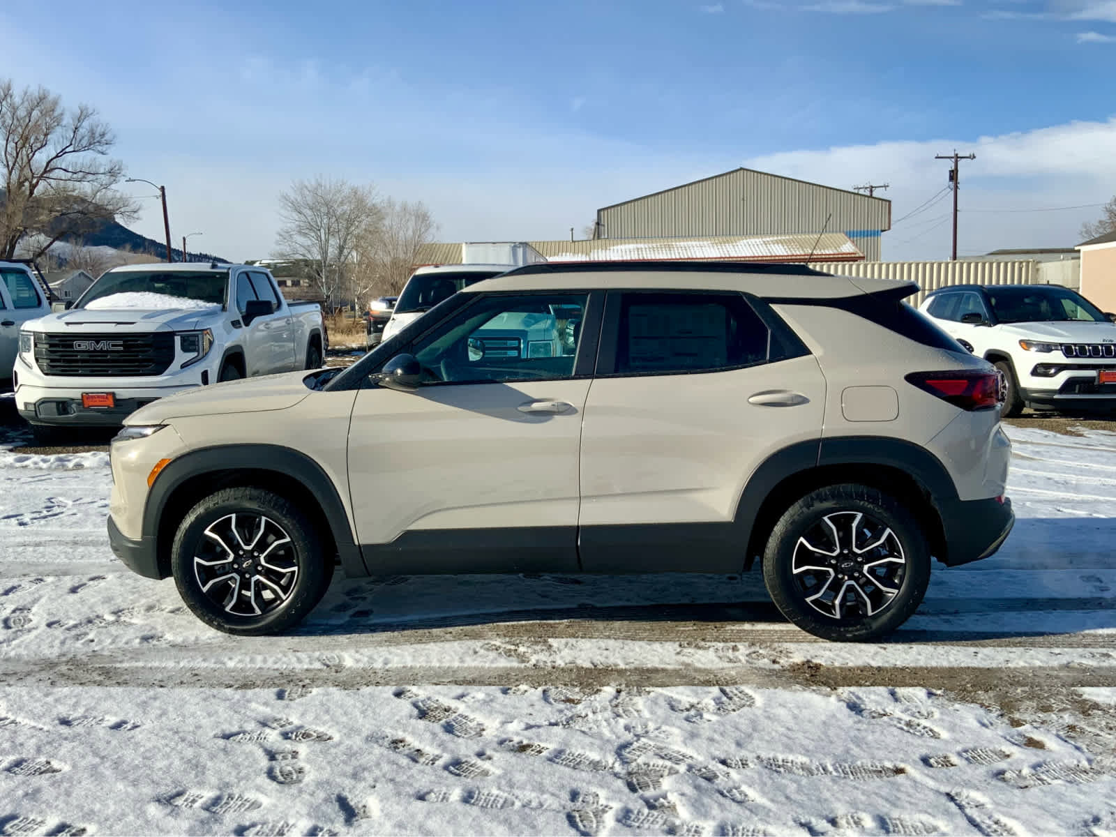 New 2026 Chevrolet TrailBlazer ACTIV w/ Convenience Package AWD/4WD image 2