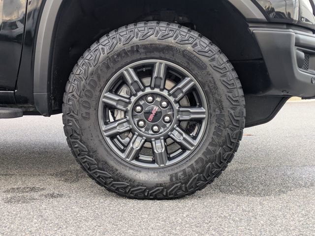 Used 2024 GMC Sierra 1500 AT4X image 12