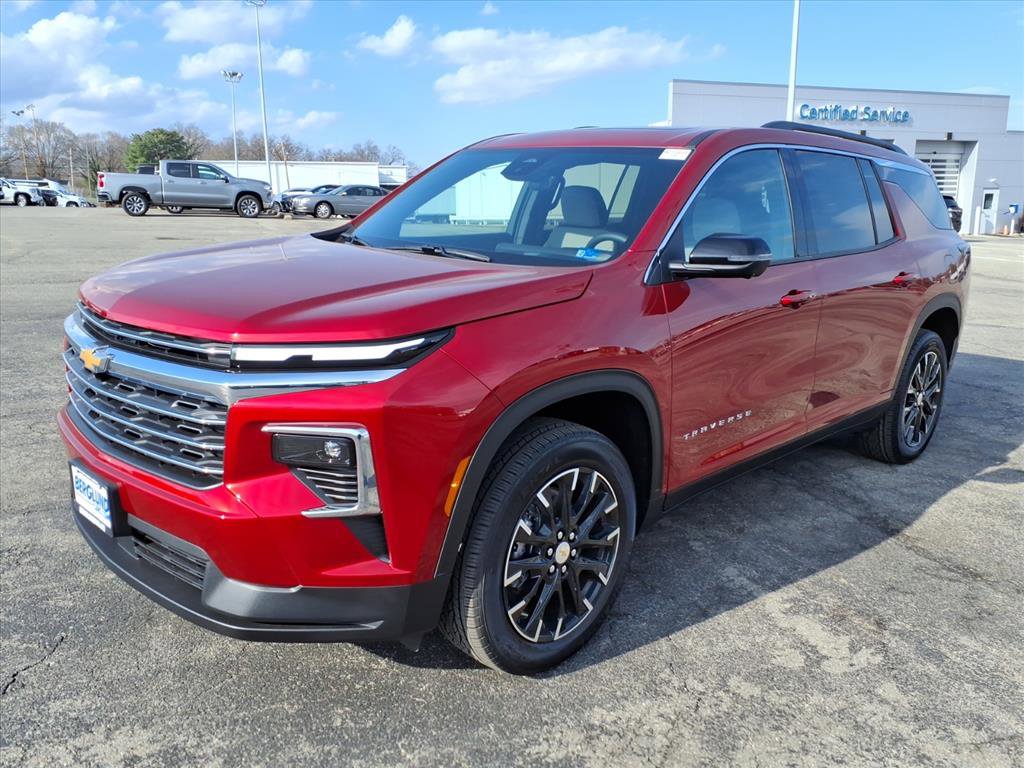 New 2026 Chevrolet Traverse LT w/ Sun and Wheel Package image 7