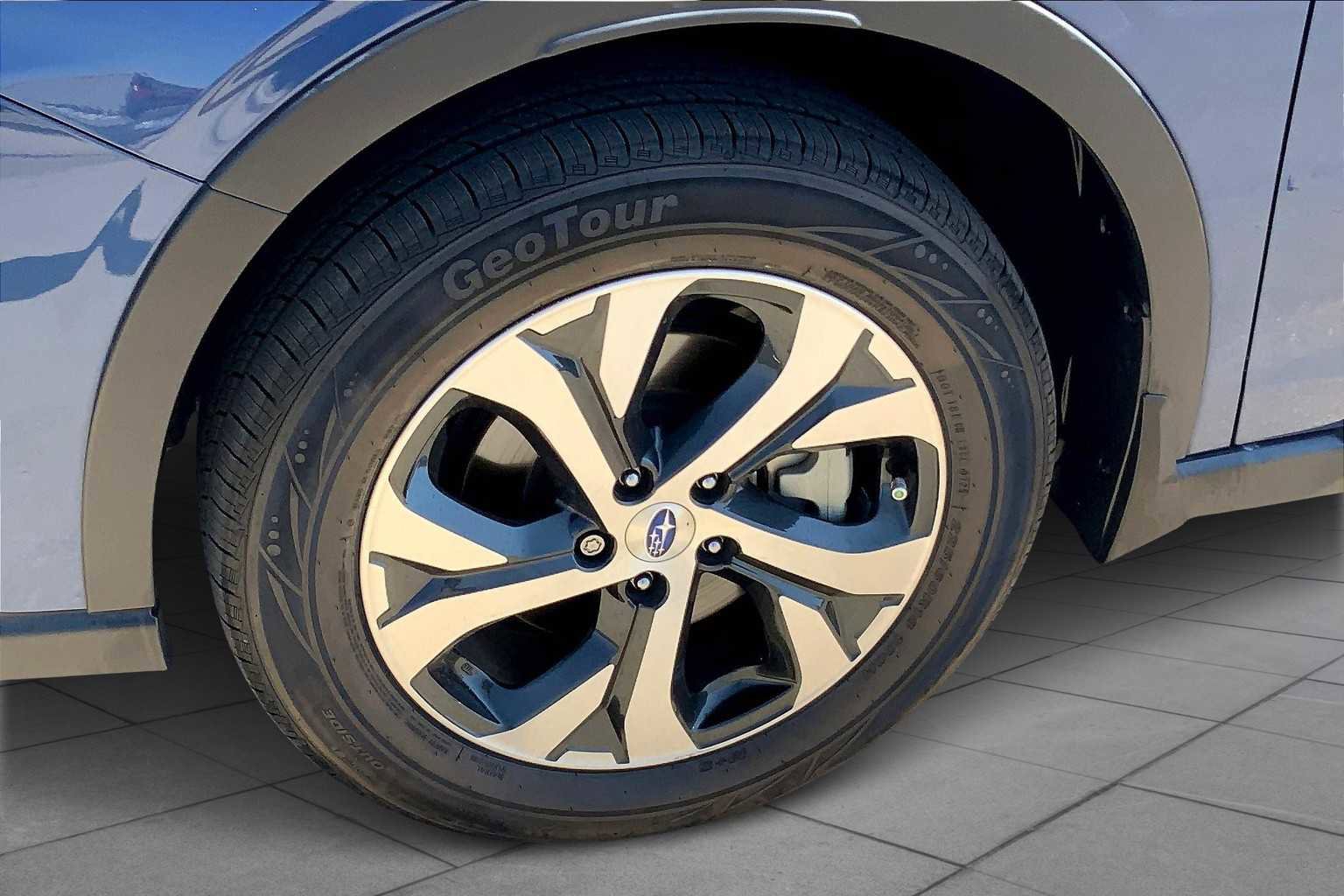 Used 2020 Subaru Outback Limited w/ Popular Package #2 image 10