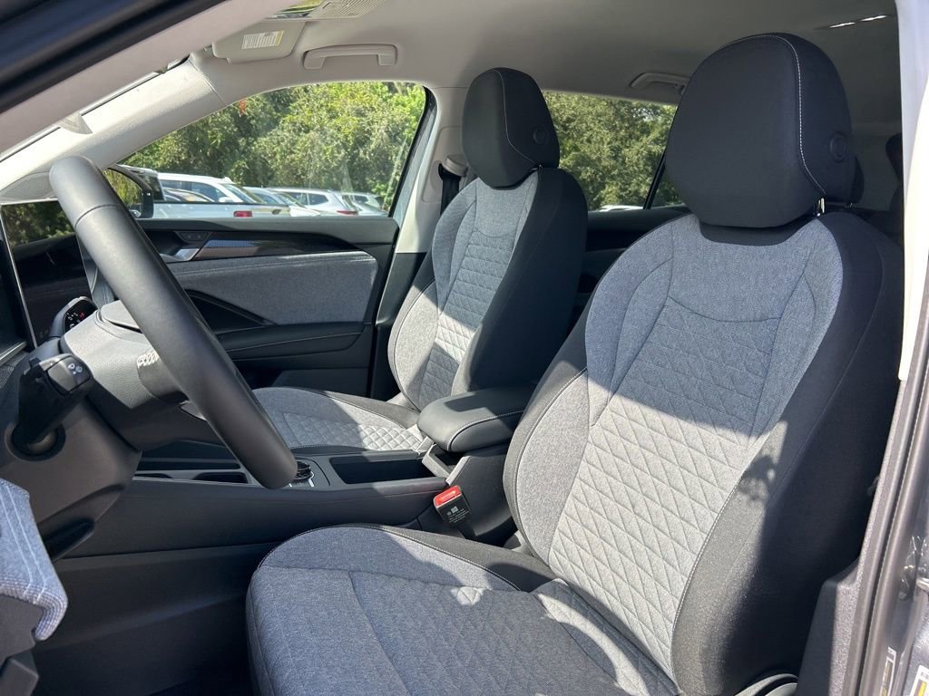 New 2026 Volkswagen Tiguan S image 13