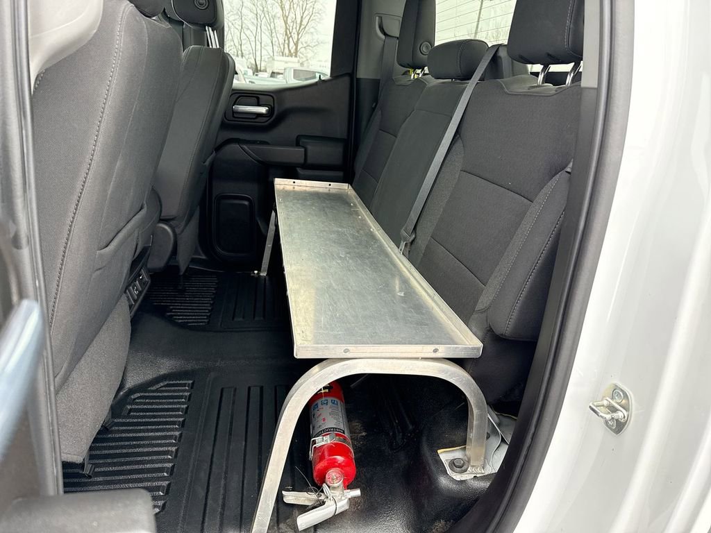 Used 2020 Chevrolet Silverado 1500 LT w/ Convenience Package image 23