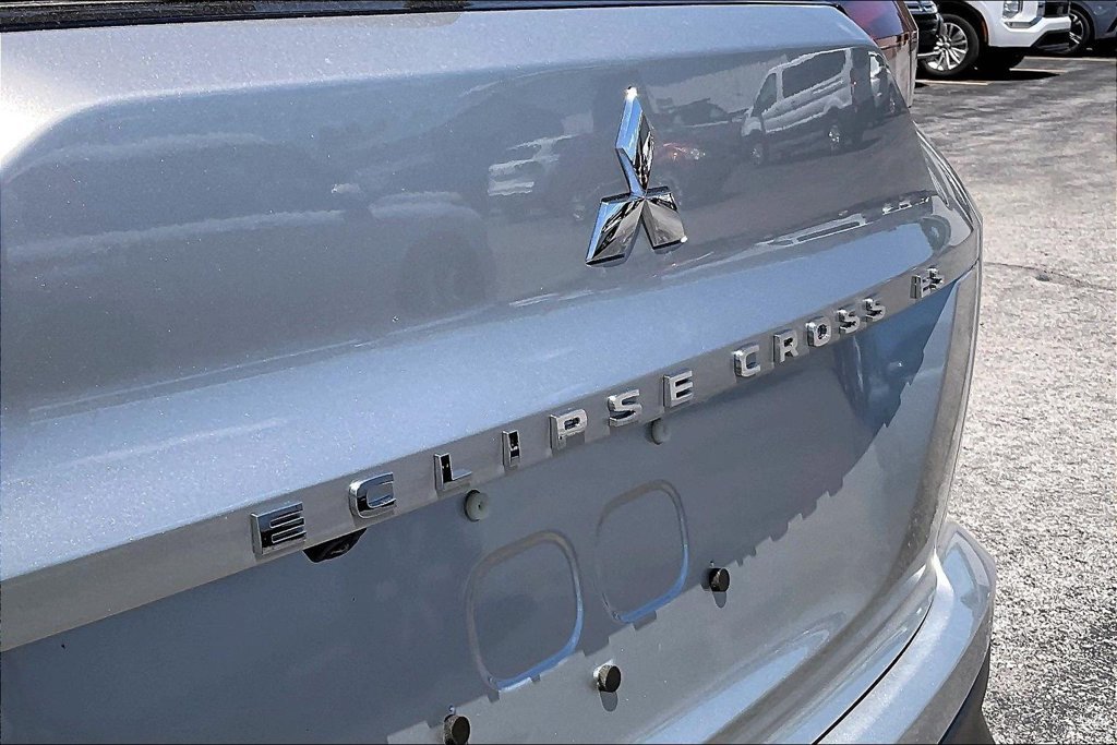 New 2026 Mitsubishi Eclipse Cross ES AWD/4WD image 11