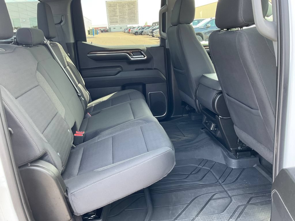 Used 2023 Chevrolet Silverado 1500 LT w/ Protection Package AWD/4WD image 23