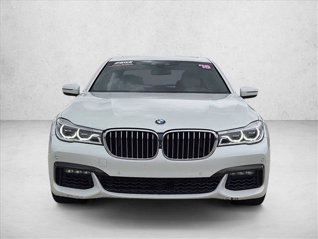 Used 2018 BMW 750i xDrive AWD/4WD image 2