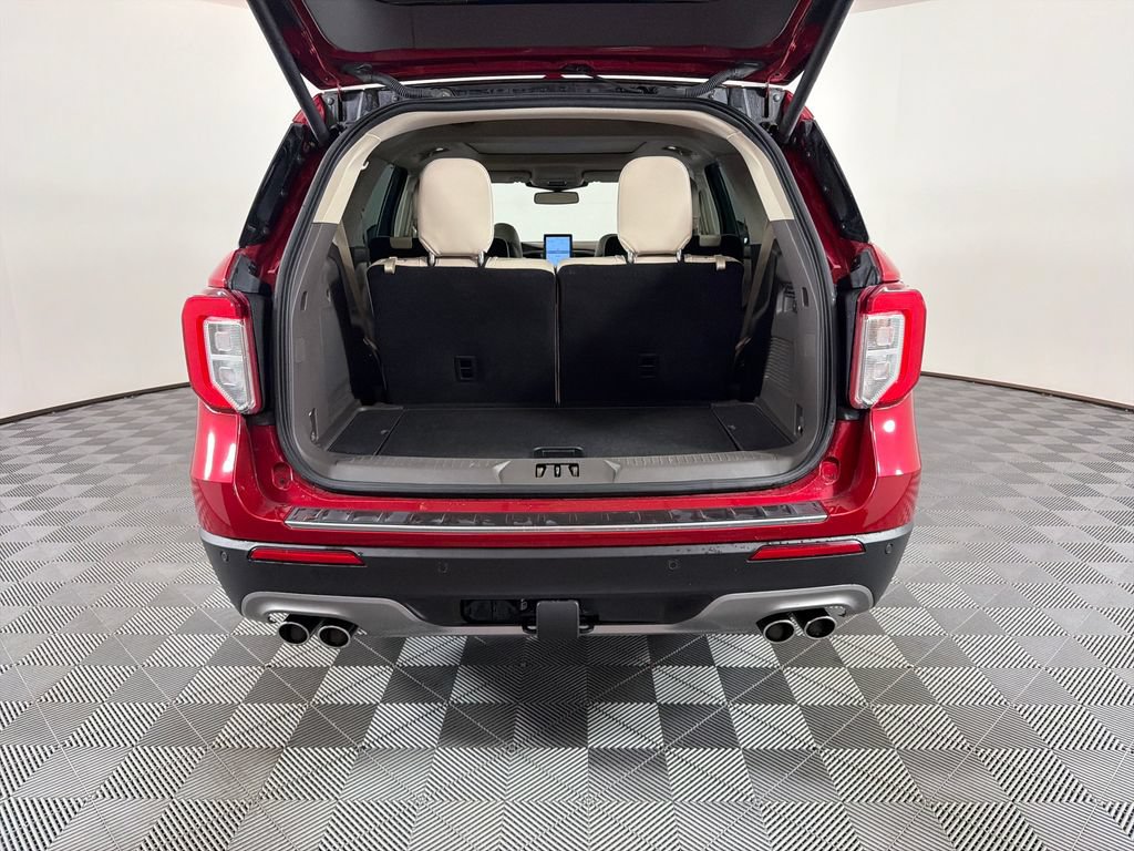 Certified 2020 Ford Explorer Platinum w/ Premium Technology Package AWD/4WD image 26