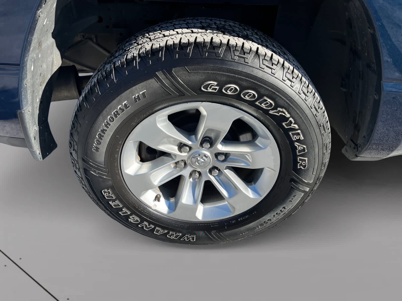 Used 2024 RAM 1500 Laramie image 7