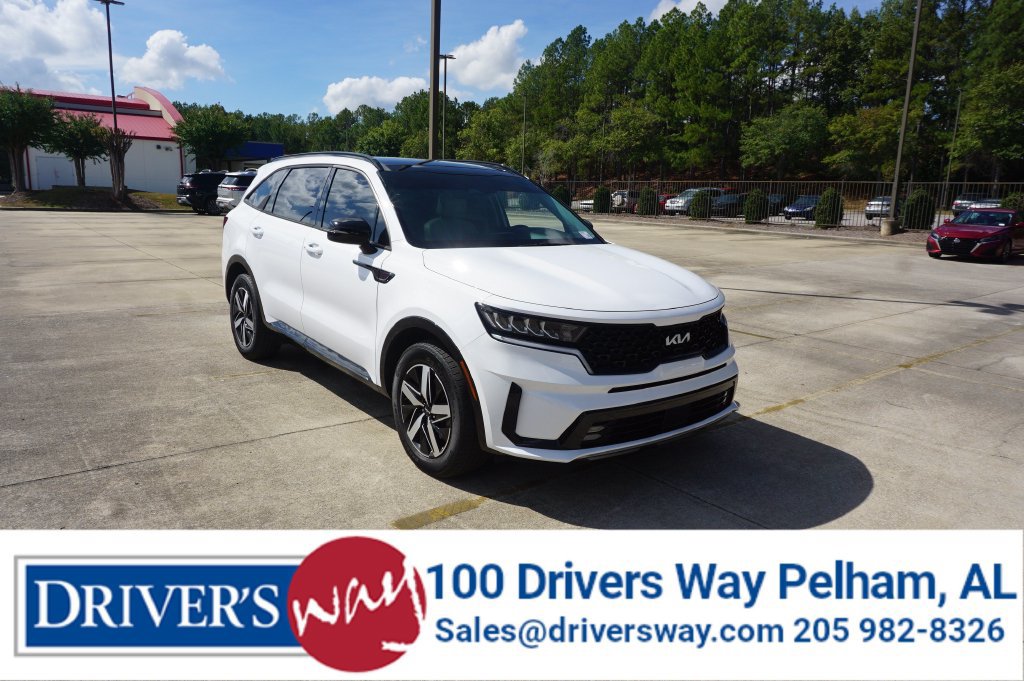 Used 2023 Kia Sorento EX w/ Panoramic Sunroof Package