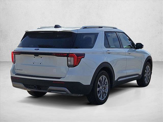 Used 2025 Ford Explorer Platinum RWD image 5