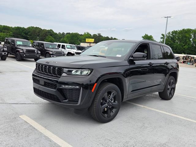 New 2026 Jeep Grand Cherokee Limited RWD image 3
