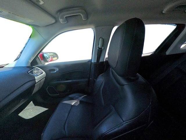 Used 2018 Jeep Compass Limited w/ Navigation Group AWD/4WD image 36