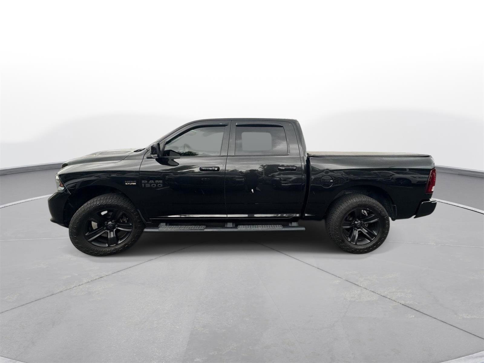 Used 2018 RAM 1500 Sport w/ Convenience Group AWD/4WD image 9