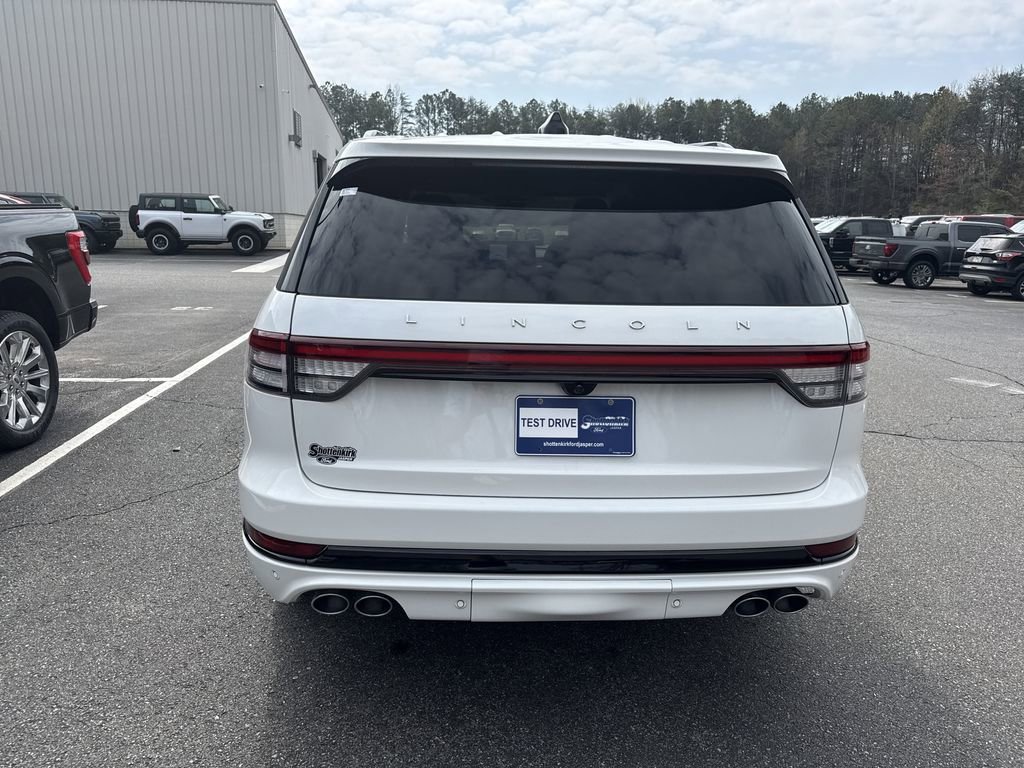 Used 2025 Lincoln Aviator Reserve w/ Equipment Group 201A AWD/4WD image 6