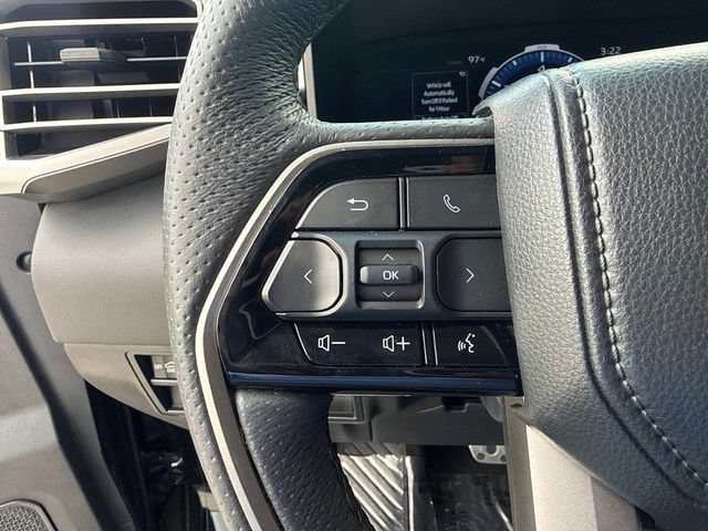 Used 2024 Toyota Sequoia SR5 w/ SR5 Premium Package AWD/4WD image 28