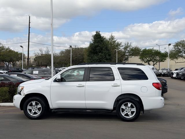 Used 2017 Toyota Sequoia SR5 image 3