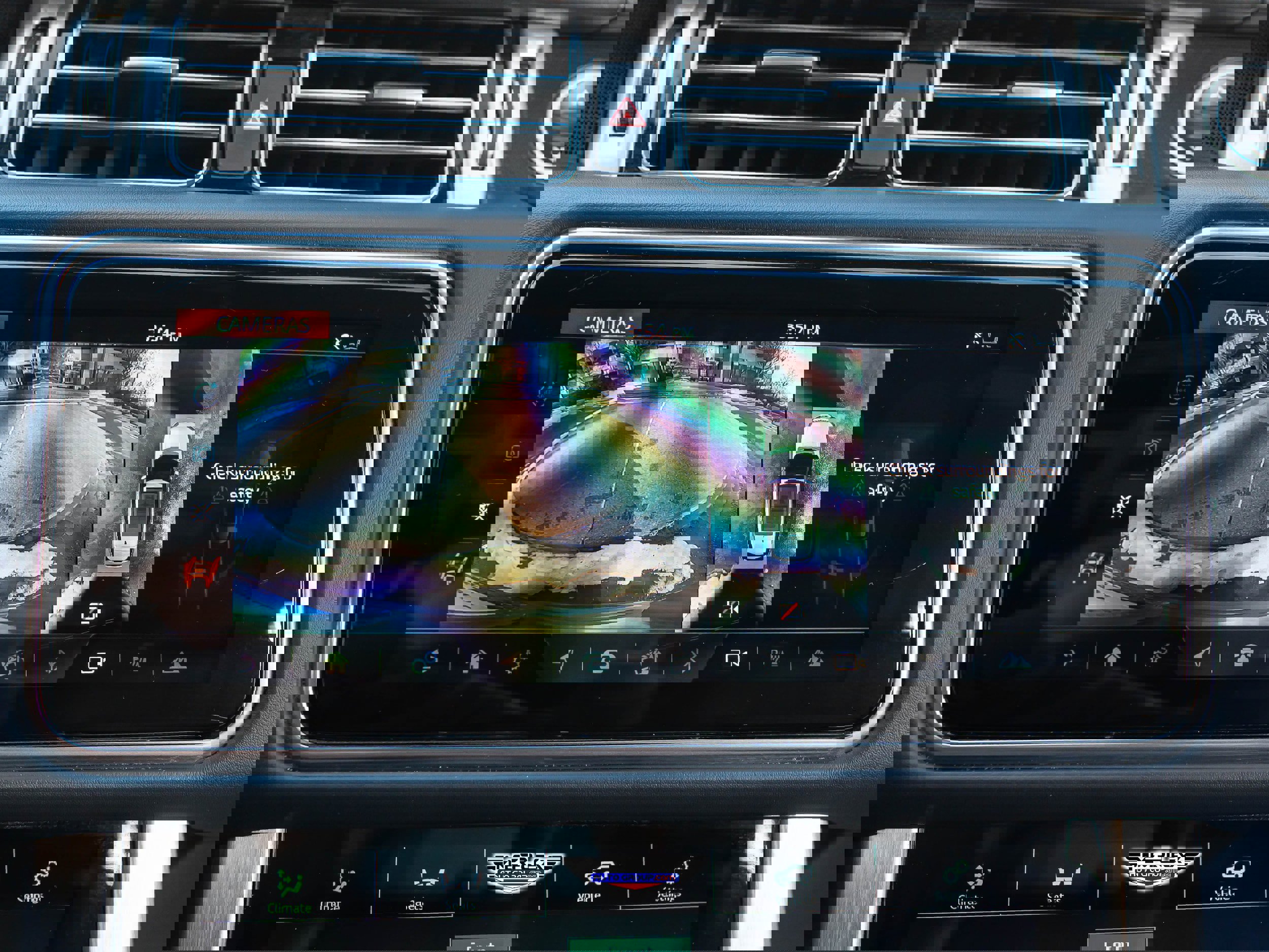 Used 2020 Land Rover Range Rover Long Wheelbase HSE image 36