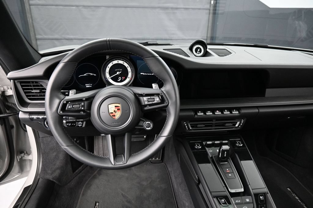 Certified 2024 Porsche 911 Carrera GTS RWD image 18