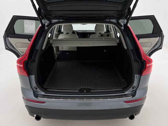 Used 2020 Volvo XC60 T5 Momentum w/ Protection Package Premier AWD/4WD image 25
