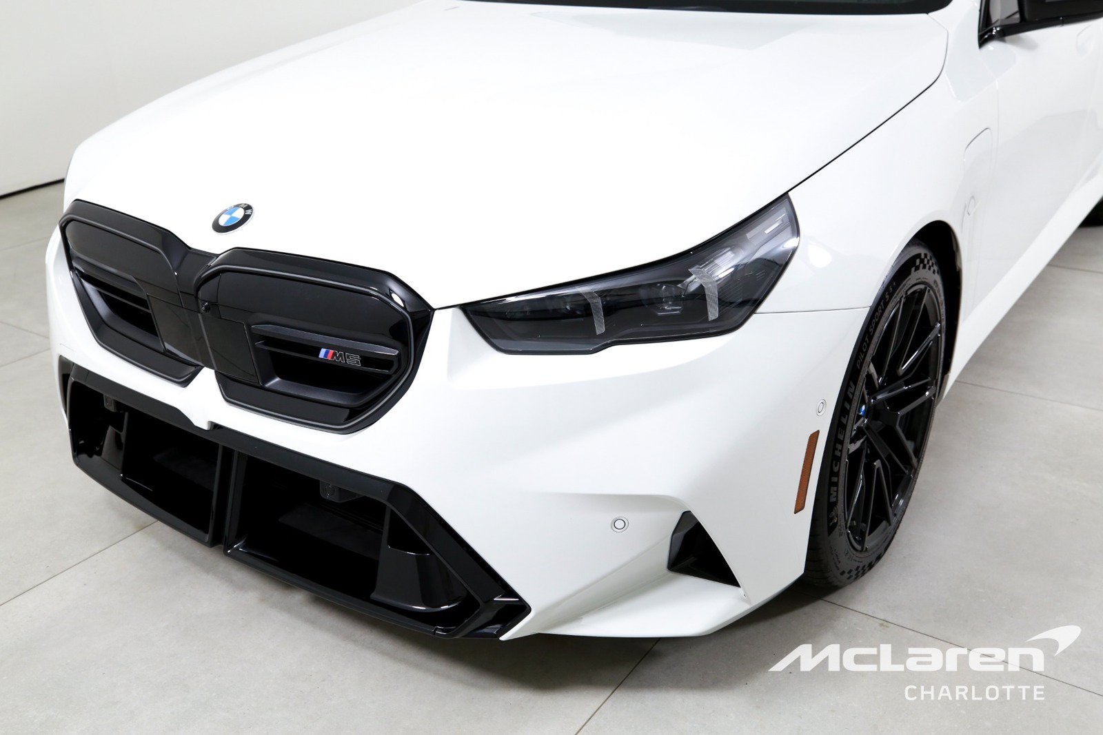 Used 2026 BMW M5 w/ Carbon Package AWD/4WD image 35