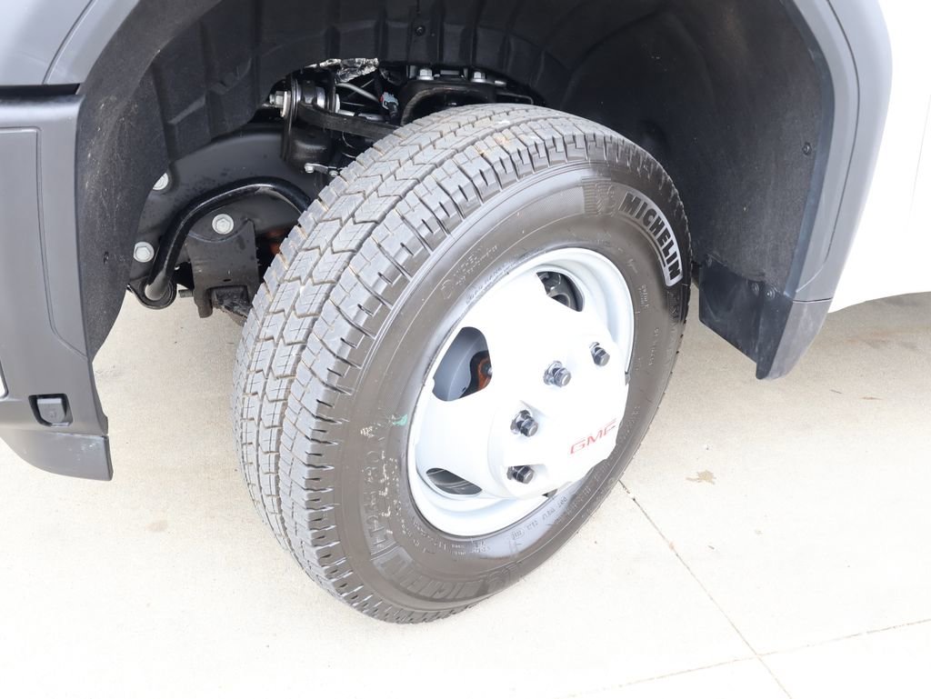 New 2026 GMC Sierra 3500 Pro w/ Convenience Package image 36