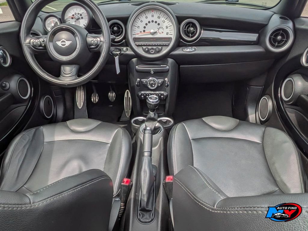 Used 2013 MINI Cooper S w/ Sport Pkg FWD image 10