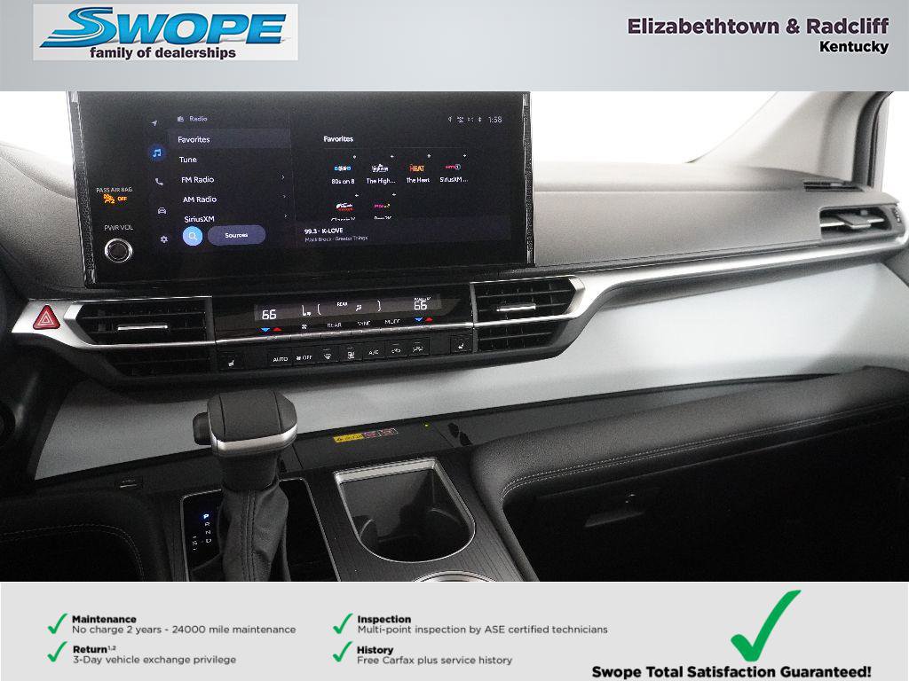 Used 2025 Toyota Sienna XLE image 20