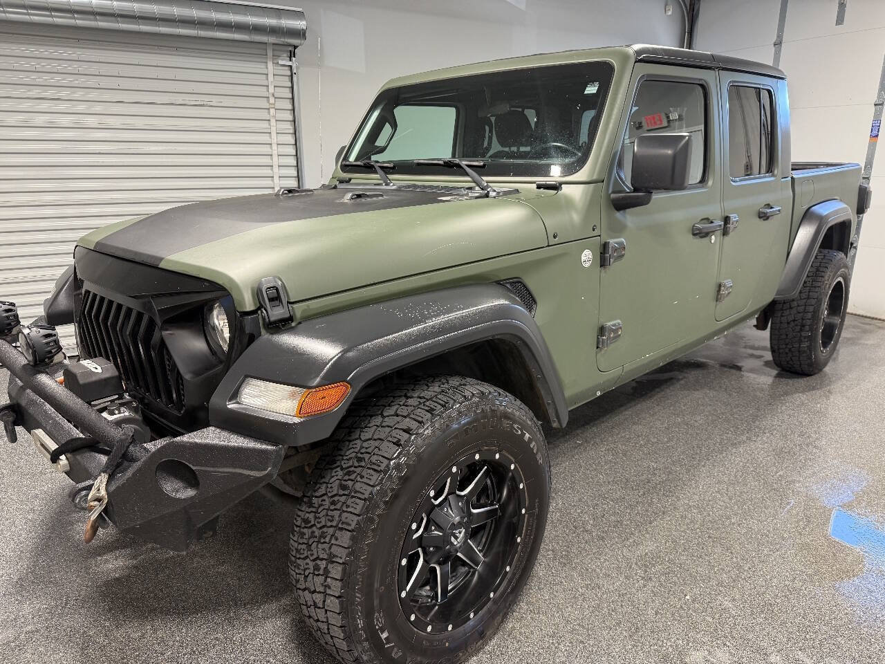 Used 2020 Jeep Gladiator Sport w/ Quick Order Package 24S AWD/4WD image 2