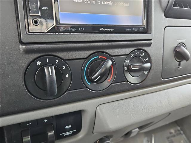 Used 2005 Ford F350 XL AWD/4WD image 13