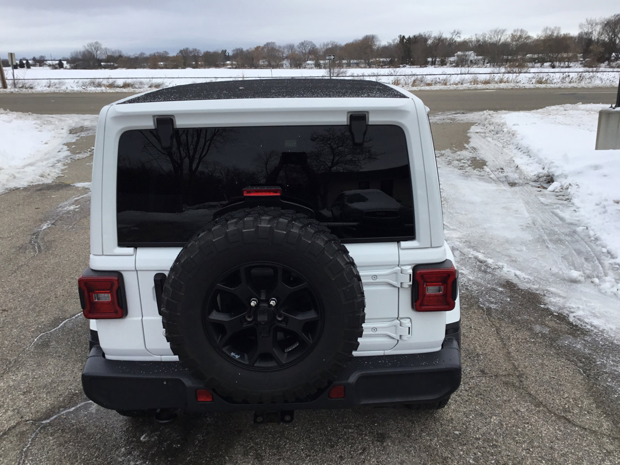 Used 2019 Jeep Wrangler Unlimited Sahara w/ Quick Order Package 24M Moab image 6